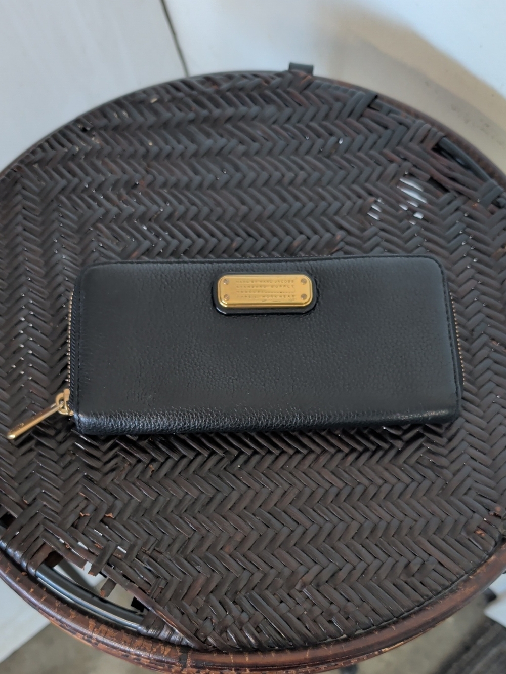 Marc Jacobs Leather Black Zip Around Wallet